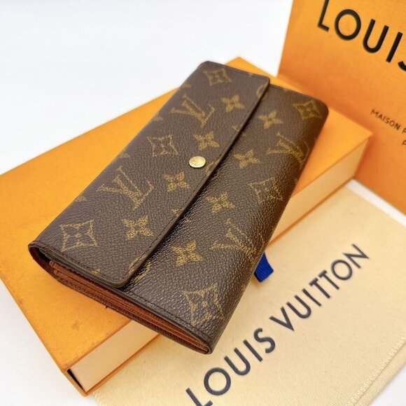 Authentic Louis Vuitton Portefeuille International Porte Tresor Monogram Wallet - Picture 4 of 12